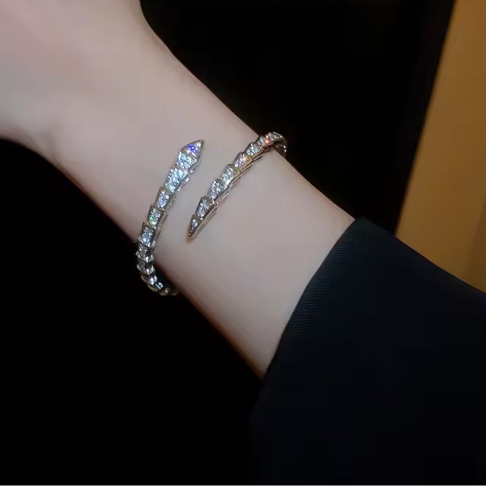 Serpenti Silver Bracelet Elegant Minimalist Design